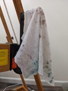 illustrate hanging rags to dry